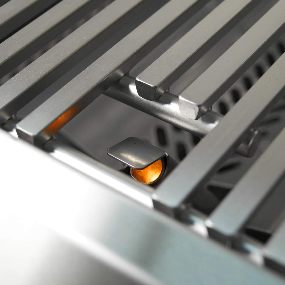 Fire Magic Choice 30-Inch Multi-User Built-In Grill With Analog Thermometer [CM540I-RT1N/P]
